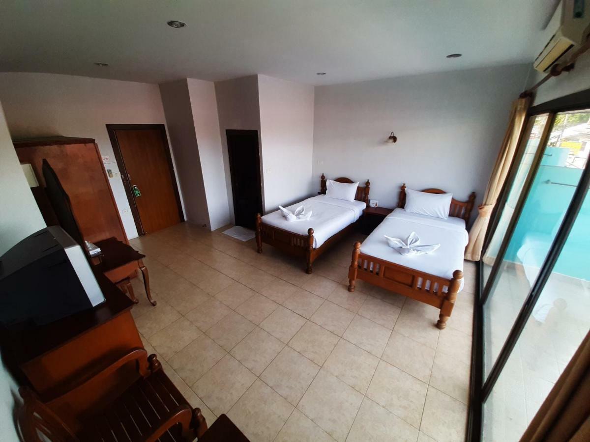 Holiday Guest House Chaweng  Exterior photo